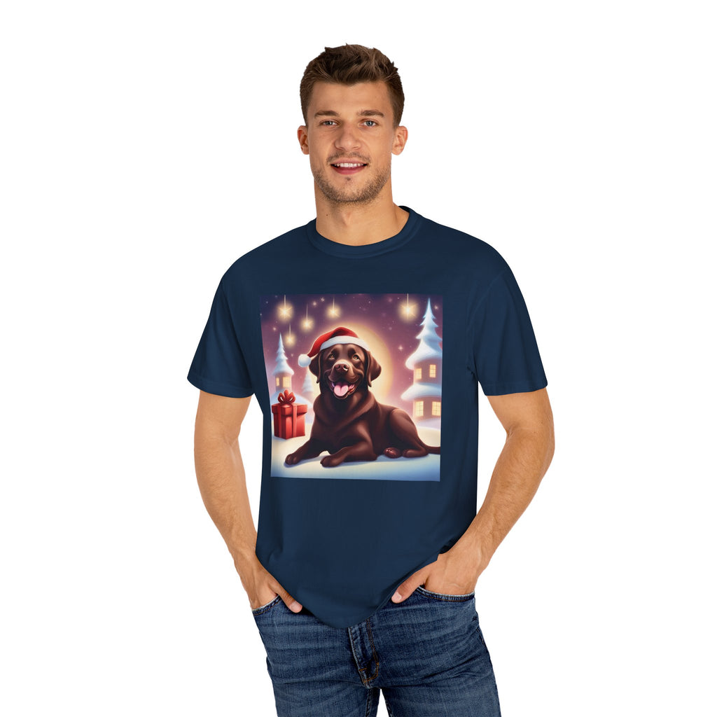 Chocolate Lab Holiday Unisex Garment-Dyed T-shirt