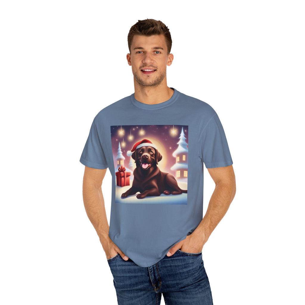 Chocolate Lab Holiday Unisex Garment-Dyed T-shirt