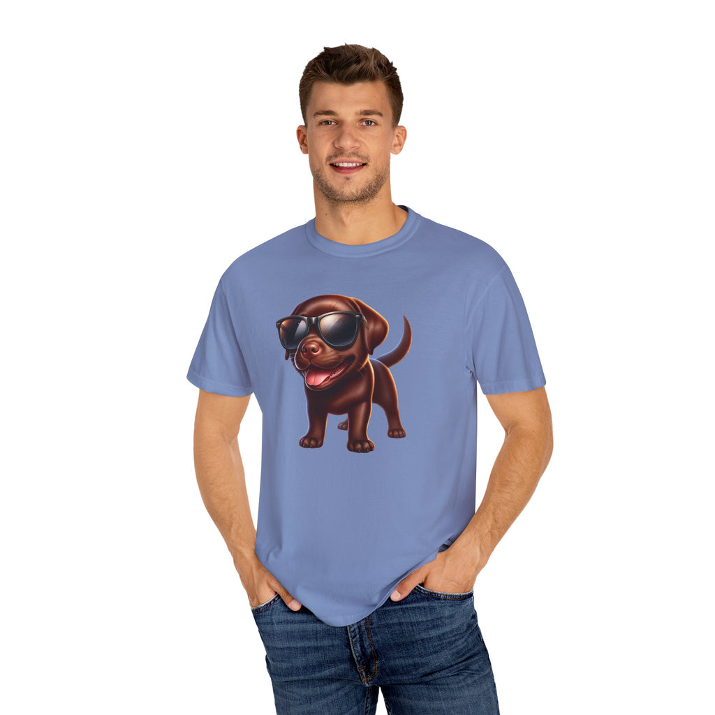 Chocolate Lab w/ sunglasses Unisex Garment-Dyed T-shirt