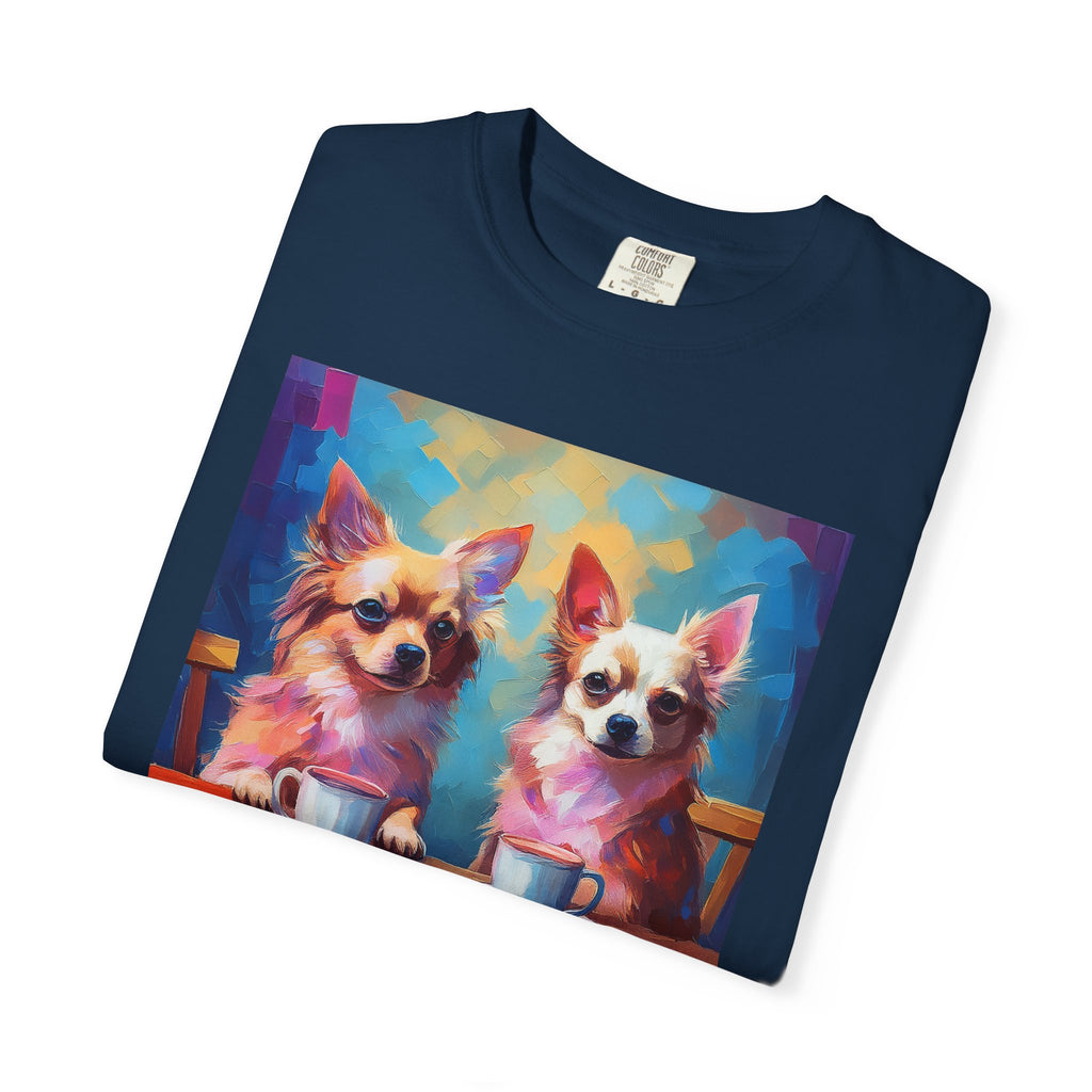 Cafe con Chihuahua Unisex Garment-Dyed T-shirt