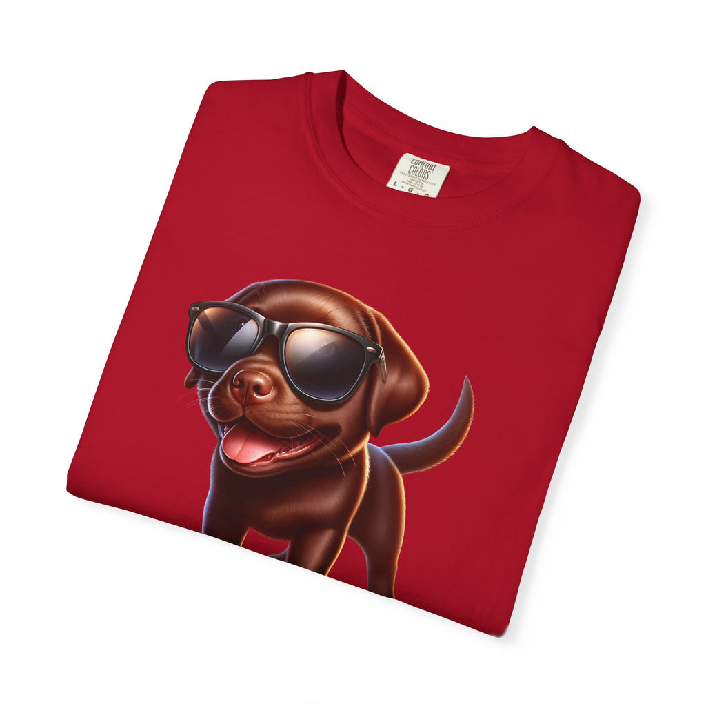 Chocolate Lab w/ sunglasses Unisex Garment-Dyed T-shirt