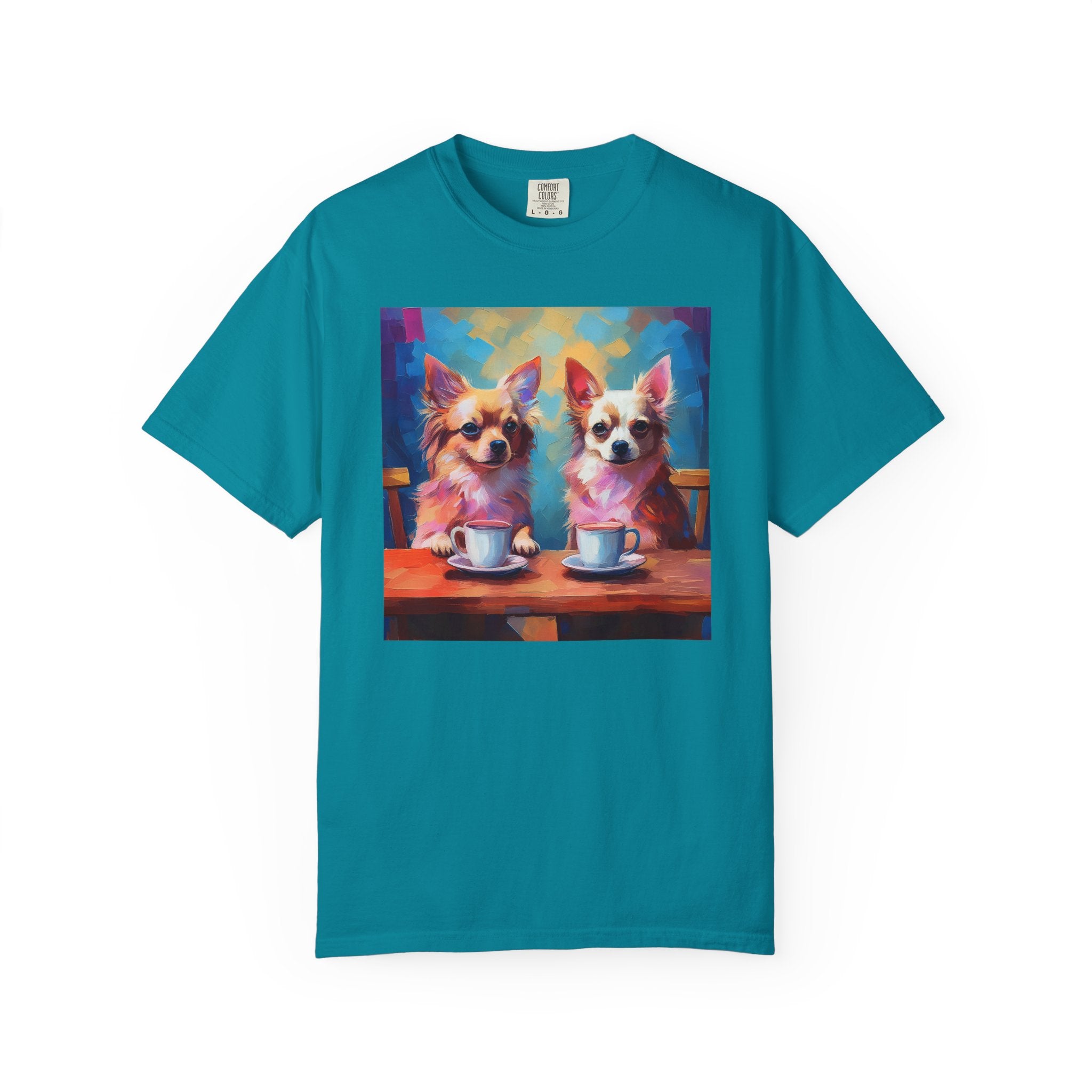Cafe con Chihuahua Unisex Garment-Dyed T-shirt