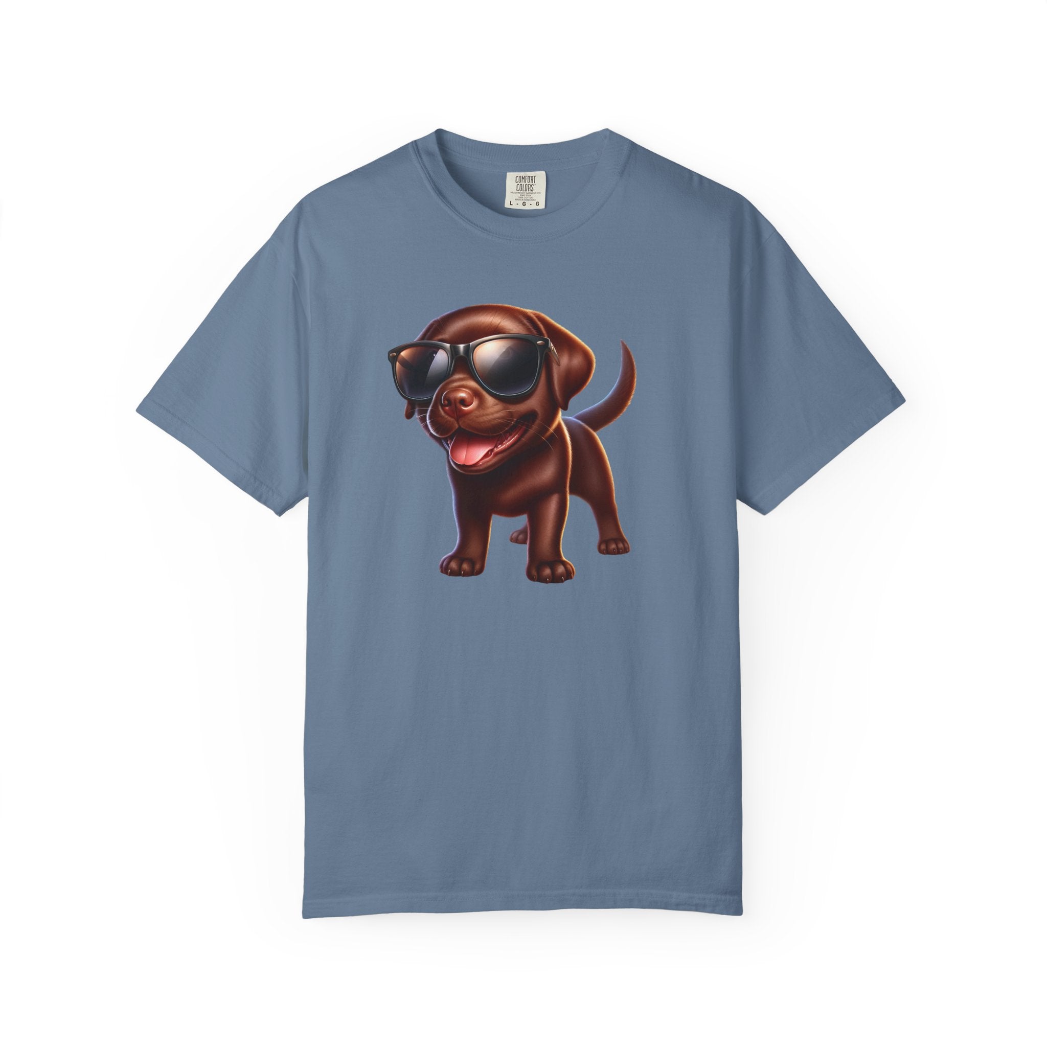 Chocolate Lab w/ sunglasses Unisex Garment-Dyed T-shirt