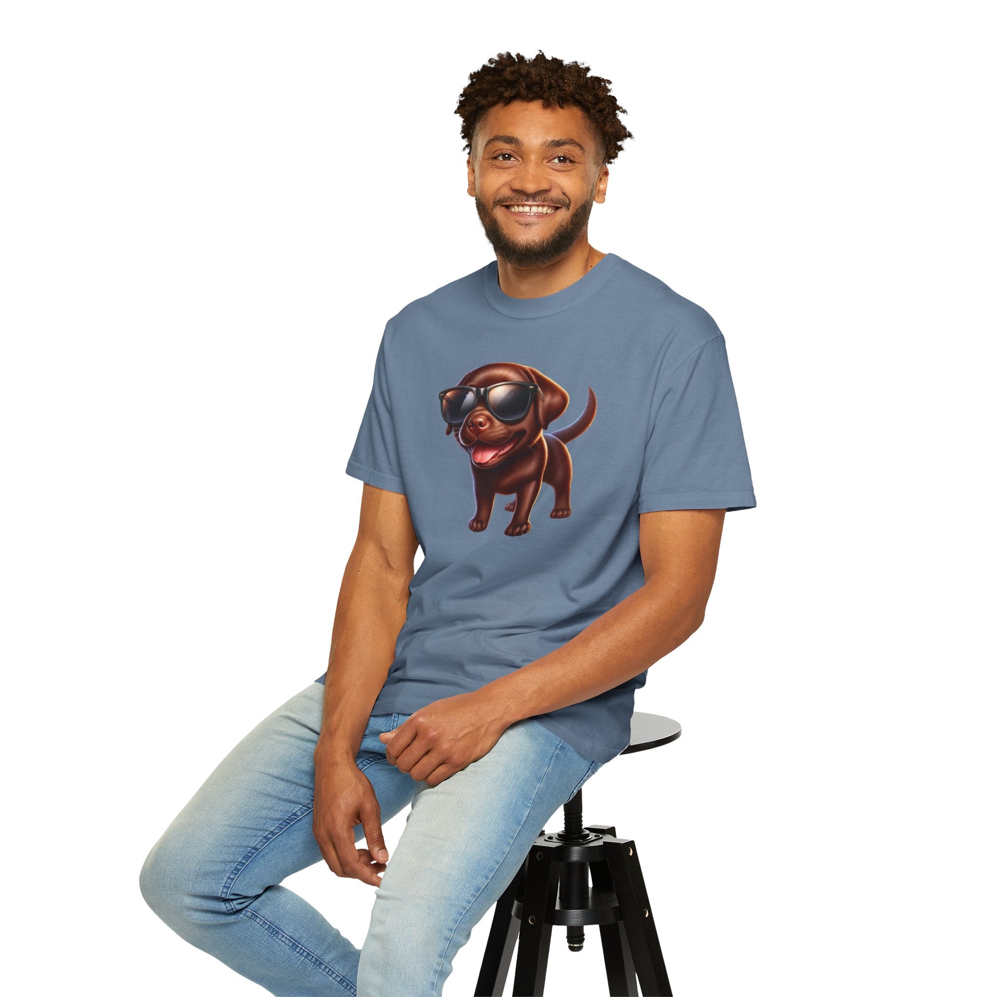 Chocolate Lab w/ sunglasses Unisex Garment-Dyed T-shirt