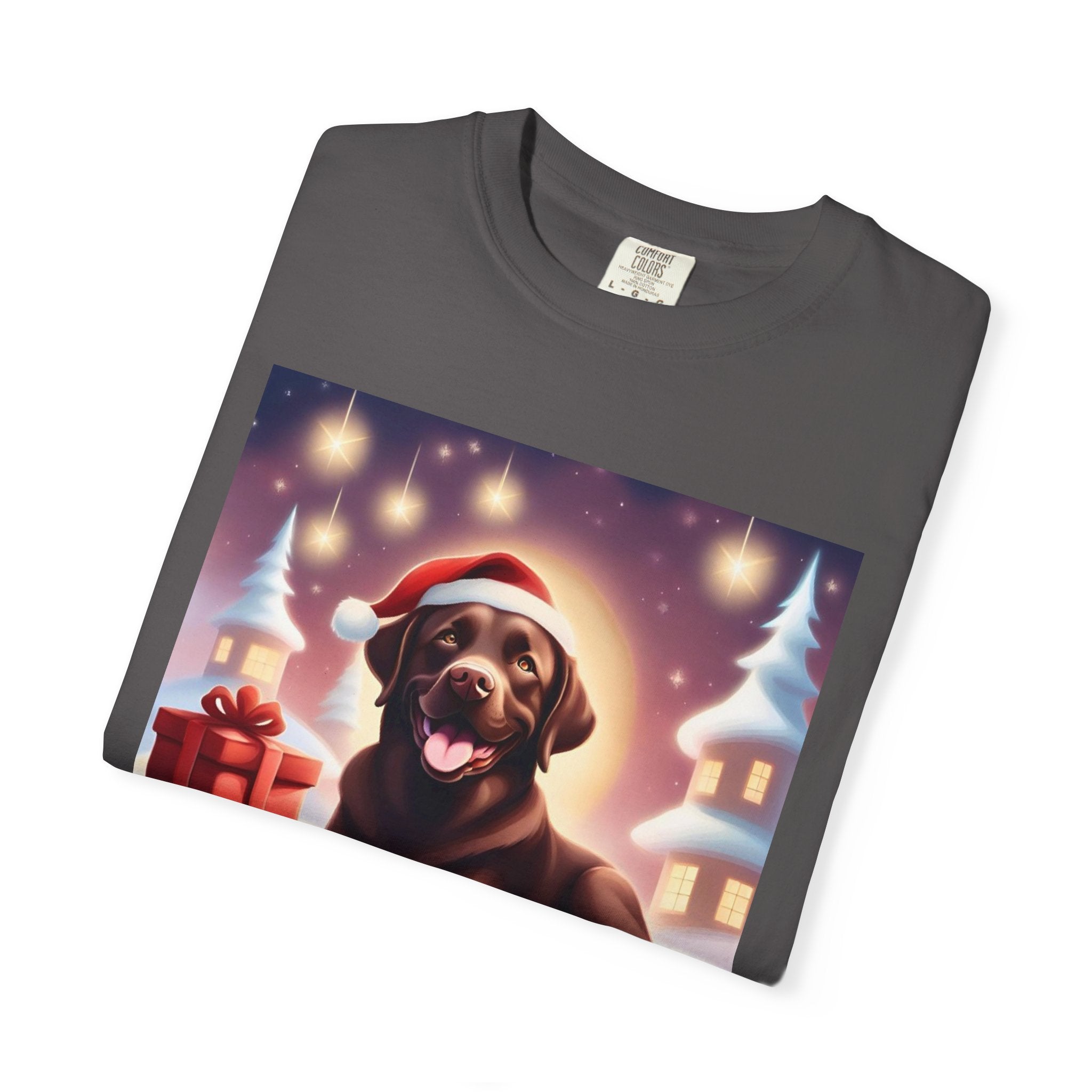 Chocolate Lab Holiday Unisex Garment-Dyed T-shirt