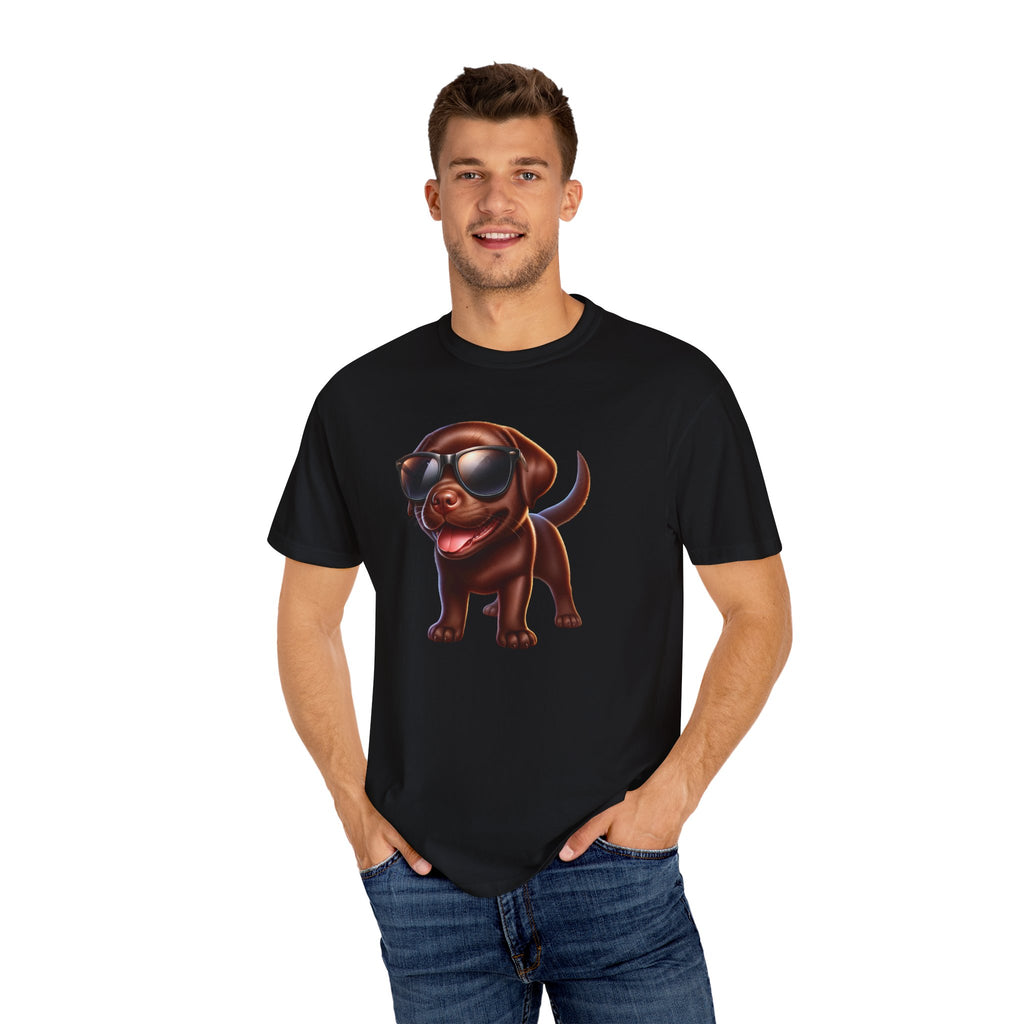 Chocolate Lab w/ sunglasses Unisex Garment-Dyed T-shirt