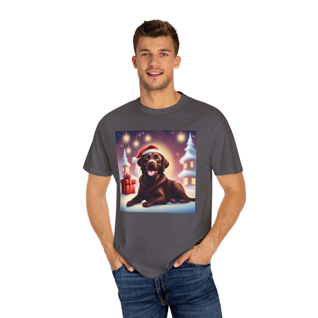 Chocolate Lab Holiday Unisex Garment-Dyed T-shirt