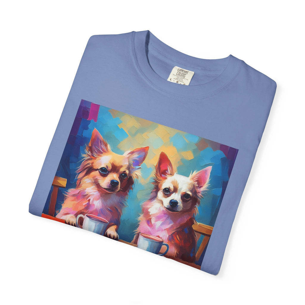 Cafe con Chihuahua Unisex Garment-Dyed T-shirt