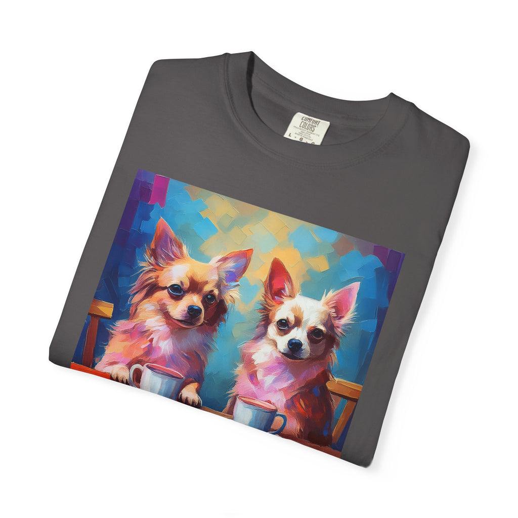 Cafe con Chihuahua Unisex Garment-Dyed T-shirt