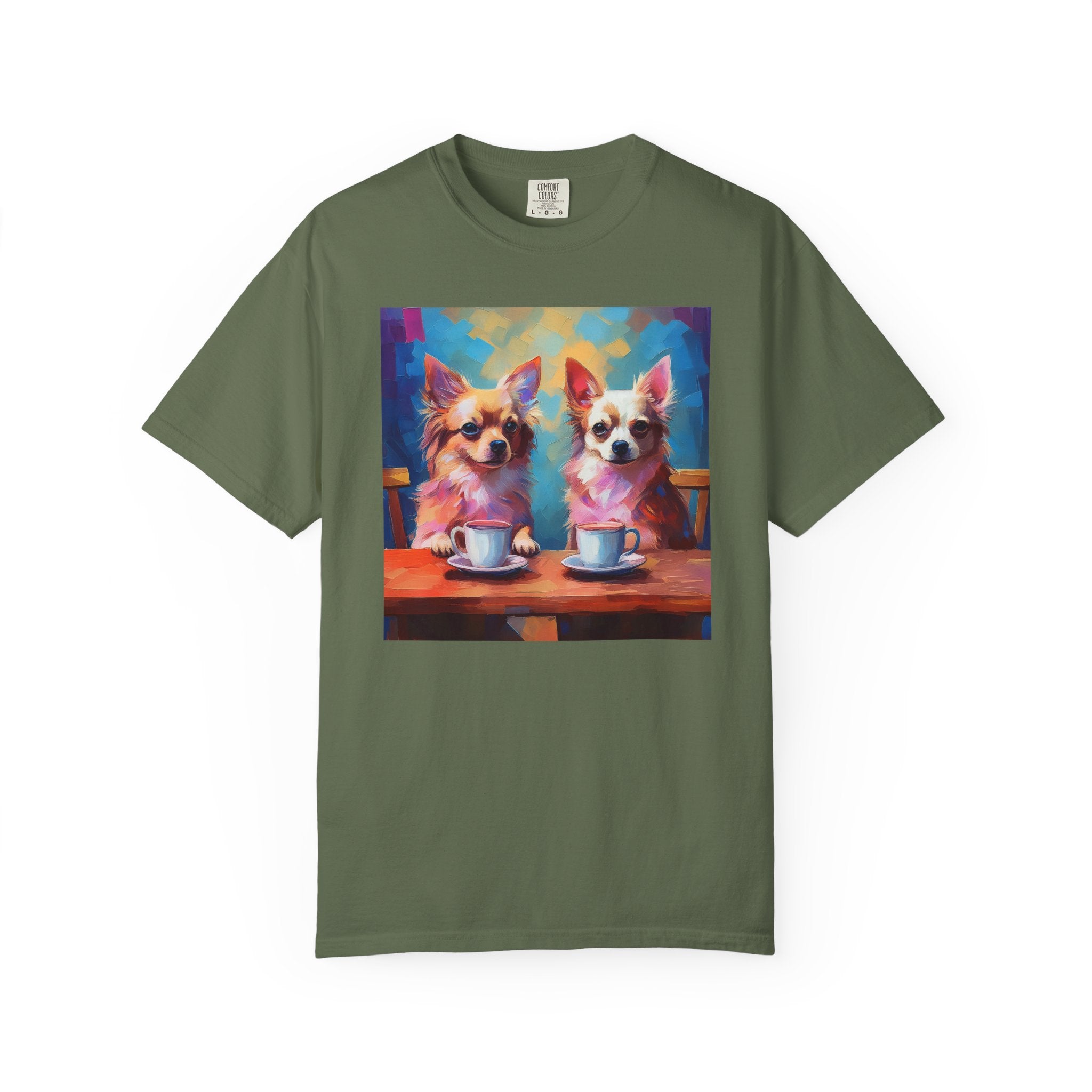 Cafe con Chihuahua Unisex Garment-Dyed T-shirt